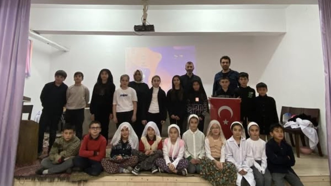 “18 Mart Çanakkale Zaferi ve Şehitlerimizi Anma Günü” dolayısıyla anlamlı ve muhteşem bir program gerçekleştirdik. 